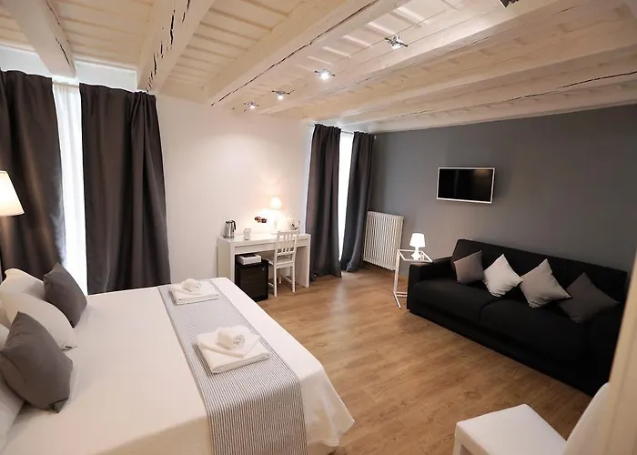 Deluxe Junior Suite
